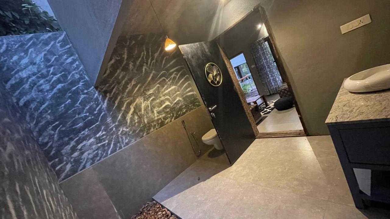 Antharyamin Hotel Thiruvananthapuram Екстериор снимка