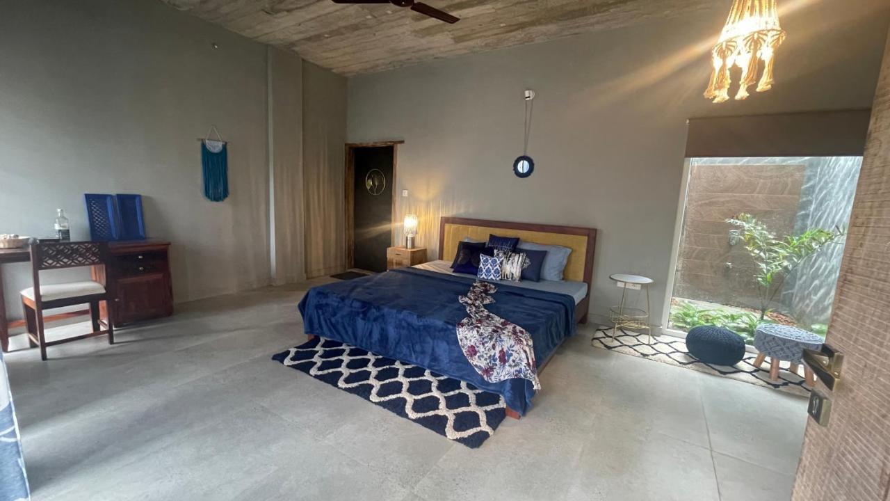 Antharyamin Hotel Thiruvananthapuram Екстериор снимка