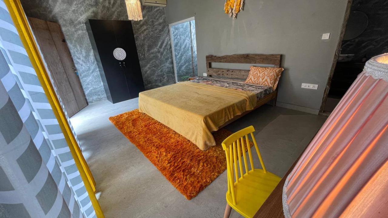 Antharyamin Hotel Thiruvananthapuram Екстериор снимка